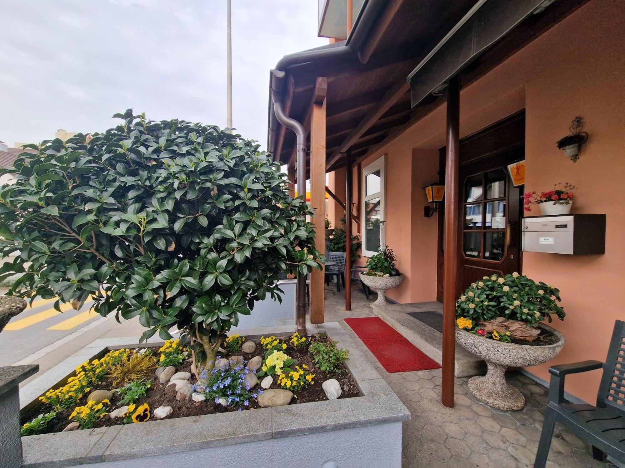 Plaza Hotel Kreuzlingen Exterior photo